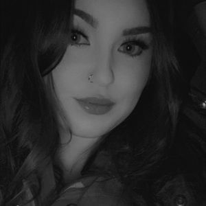 Meet your Posher, Eva